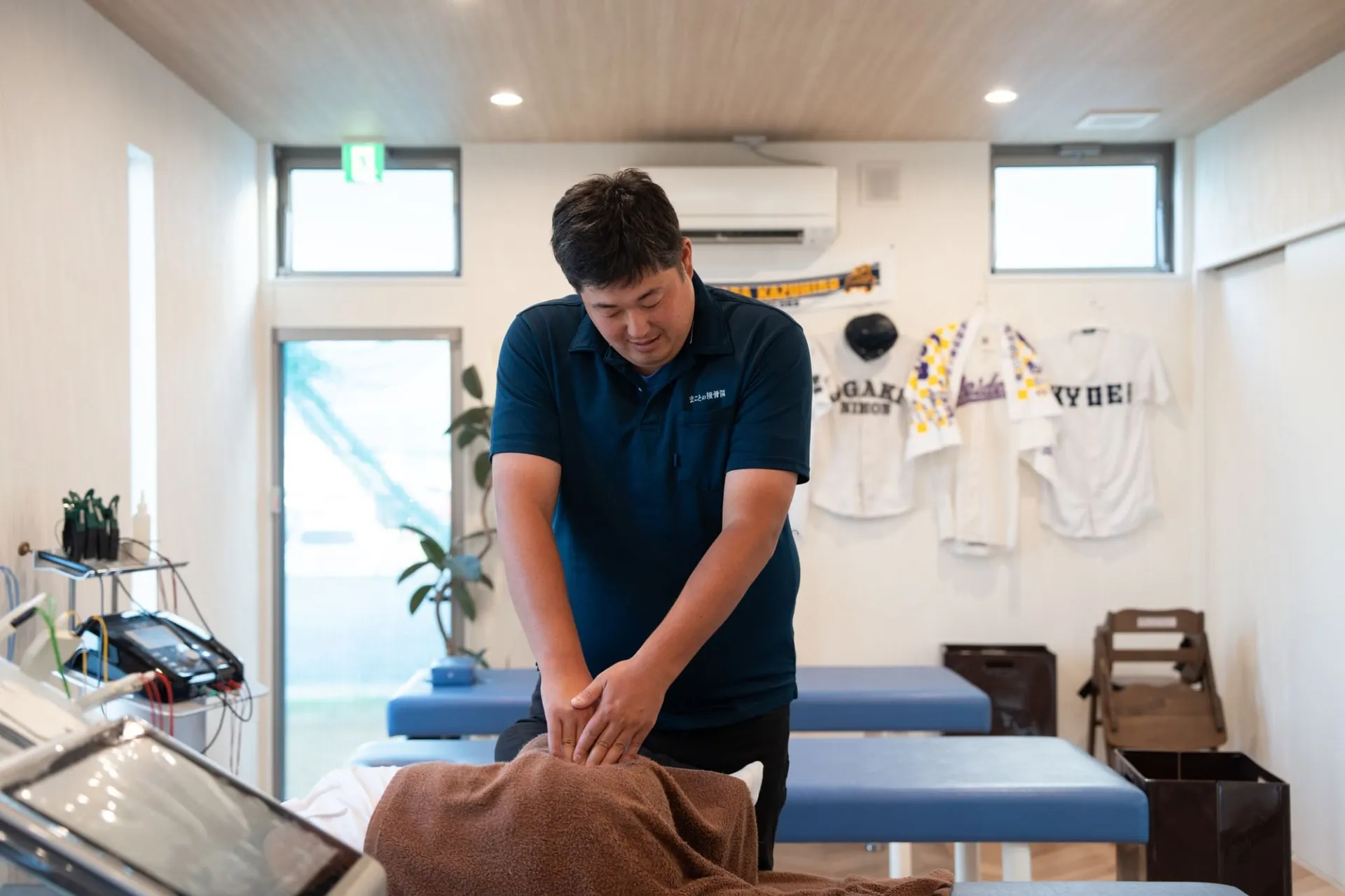 【豊川市】24時まで営業!保険治療と整体を組み合わせた治療